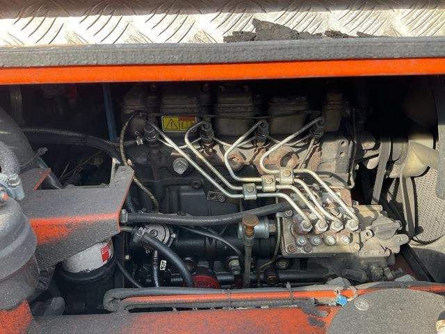 Charlatte TD225 - Tow tractor: picture 5 Charlatte TD225 - Tow tractor: picture 5