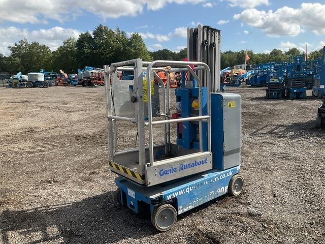Genie GR20 - Articulated boom lift: picture 3 Genie GR20 - Articulated boom lift: picture 3
