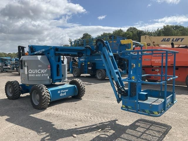 Genie Z34 - Articulated boom lift: picture 4 Genie Z34 - Articulated boom lift: picture 4