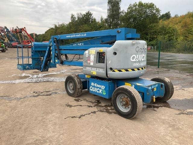 Genie Z45/25J - Articulated boom lift: picture 2 Genie Z45/25J - Articulated boom lift: picture 2