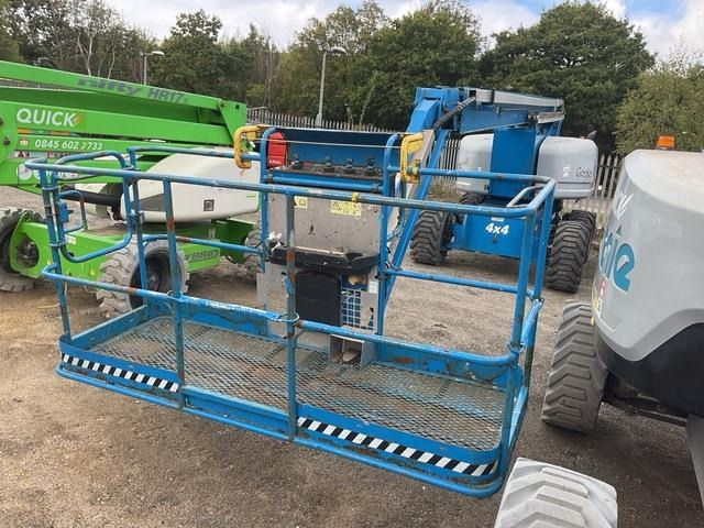 Genie Z80/60 - Articulated boom lift: picture 1 Genie Z80/60 - Articulated boom lift: picture 1