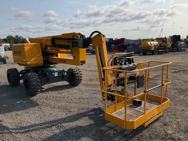 Haulotte HA16RT - Articulated boom lift: picture 4 Haulotte HA16RT - Articulated boom lift: picture 4