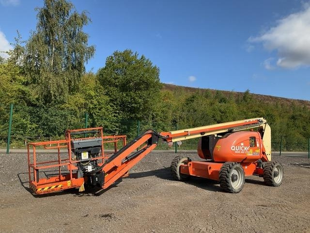 JLG 600AJ - Articulated boom lift: picture 1 JLG 600AJ - Articulated boom lift: picture 1