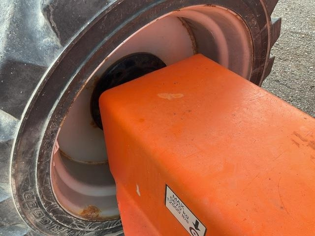 Articulated boom lift JLG 600AJ: picture 15