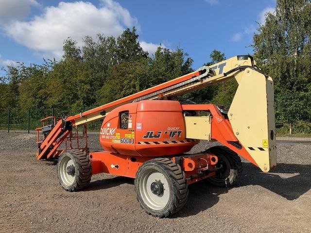 JLG 600AJ - Articulated boom lift: picture 2 JLG 600AJ - Articulated boom lift: picture 2