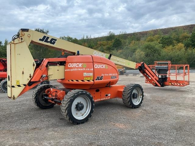 JLG 600AJ - Articulated boom lift: picture 3 JLG 600AJ - Articulated boom lift: picture 3