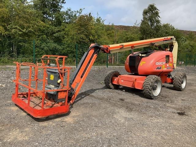 JLG 600AJ - Articulated boom lift: picture 1 JLG 600AJ - Articulated boom lift: picture 1
