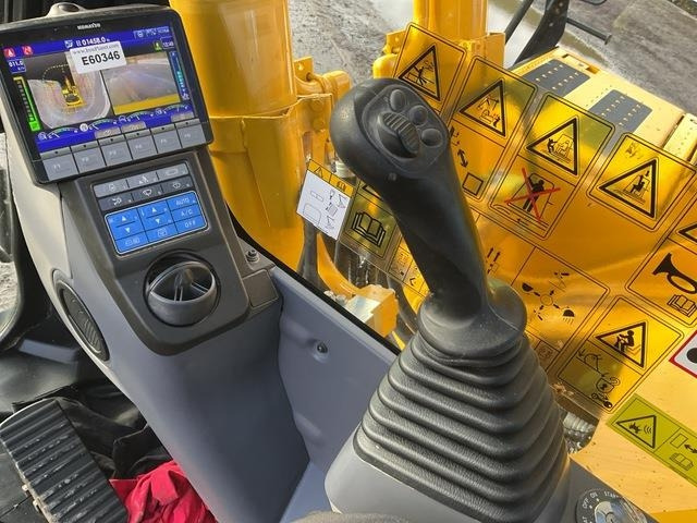 Crawler excavator Komatsu HB365LC-3E0: picture 18