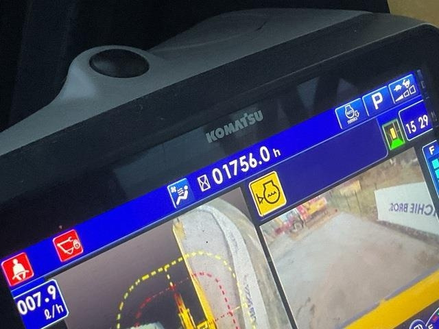 Crawler excavator Komatsu HB365LC-3EO: picture 8 Crawler excavator Komatsu HB365LC-3EO: picture 8