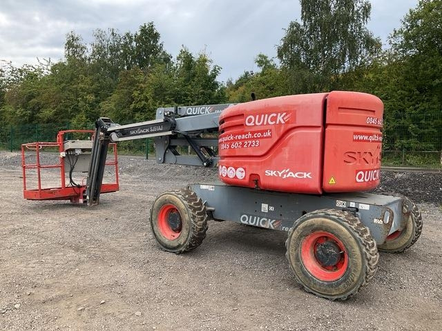 SkyJack SJ51AJ - Articulated boom lift: picture 2 SkyJack SJ51AJ - Articulated boom lift: picture 2