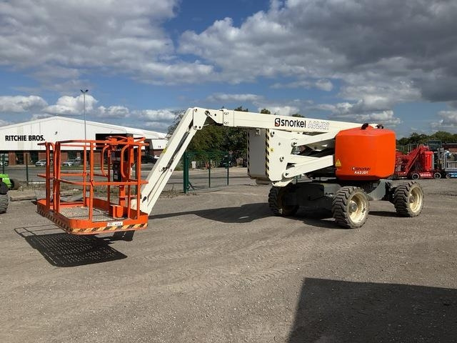 Snorkel A62VRT - Articulated boom lift: picture 1 Snorkel A62VRT - Articulated boom lift: picture 1