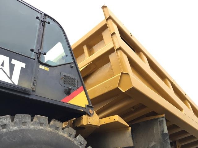 Rigid dumper/ Rock truck CAT 777F: picture 7
