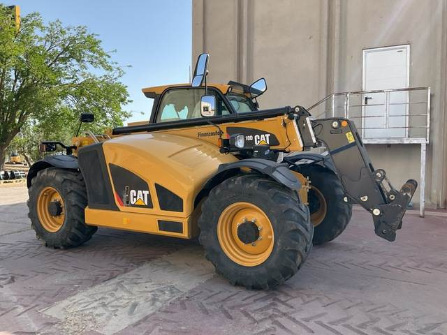 CAT TH3510D - Telescopic handler: picture 4 CAT TH3510D - Telescopic handler: picture 4