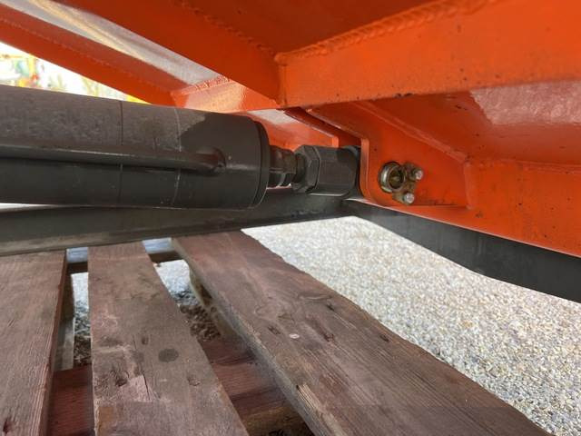 Tipping skip Ausa: picture 8