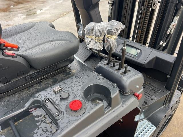 Electric forklift Doosan B30X-7 PLUS: picture 9 Electric forklift Doosan B30X-7 PLUS: picture 9