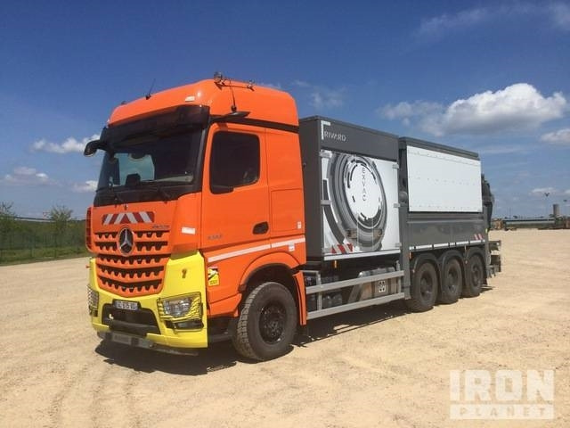 Rivard - Mercedes-Benz EXVAC - Arocs 3253 8x4 - Vacuum truck: picture 1 Rivard - Mercedes-Benz EXVAC - Arocs 3253 8x4 - Vacuum truck: picture 1