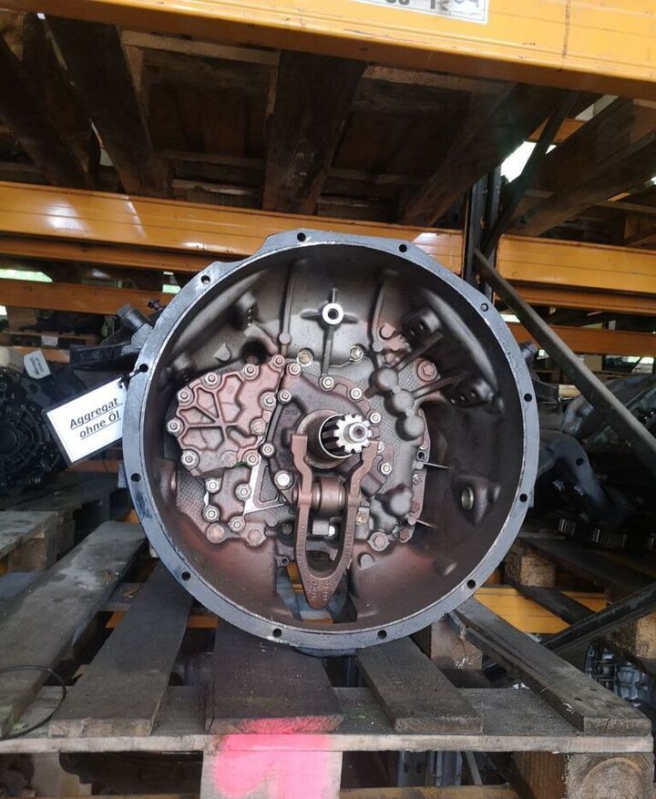 ZF 16 S 221 für MAN, DAF, Iveco, Renault - Gearbox: picture 1 ZF 16 S 221 für MAN, DAF, Iveco, Renault - Gearbox: picture 1