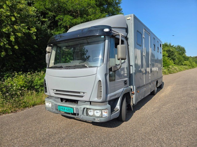 IVECO 75E - Livestock truck: picture 1 IVECO 75E - Livestock truck: picture 1