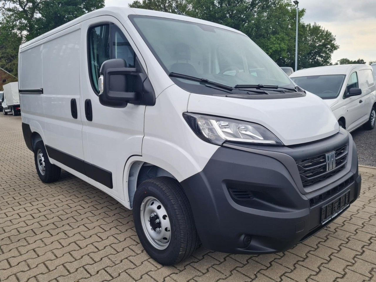 Fiat Ducato 30 Kasten L1H1 KLIMA PDC Werkstatteinrich - Small van: picture 4 Fiat Ducato 30 Kasten L1H1 KLIMA PDC Werkstatteinrich - Small van: picture 4