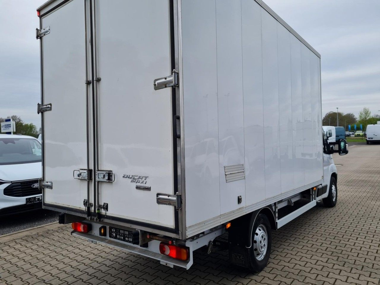 Fiat Ducato 35 Koffer 150 maxi Multijet Klima - Closed box van: picture 4 Fiat Ducato 35 Koffer 150 maxi Multijet Klima - Closed box van: picture 4