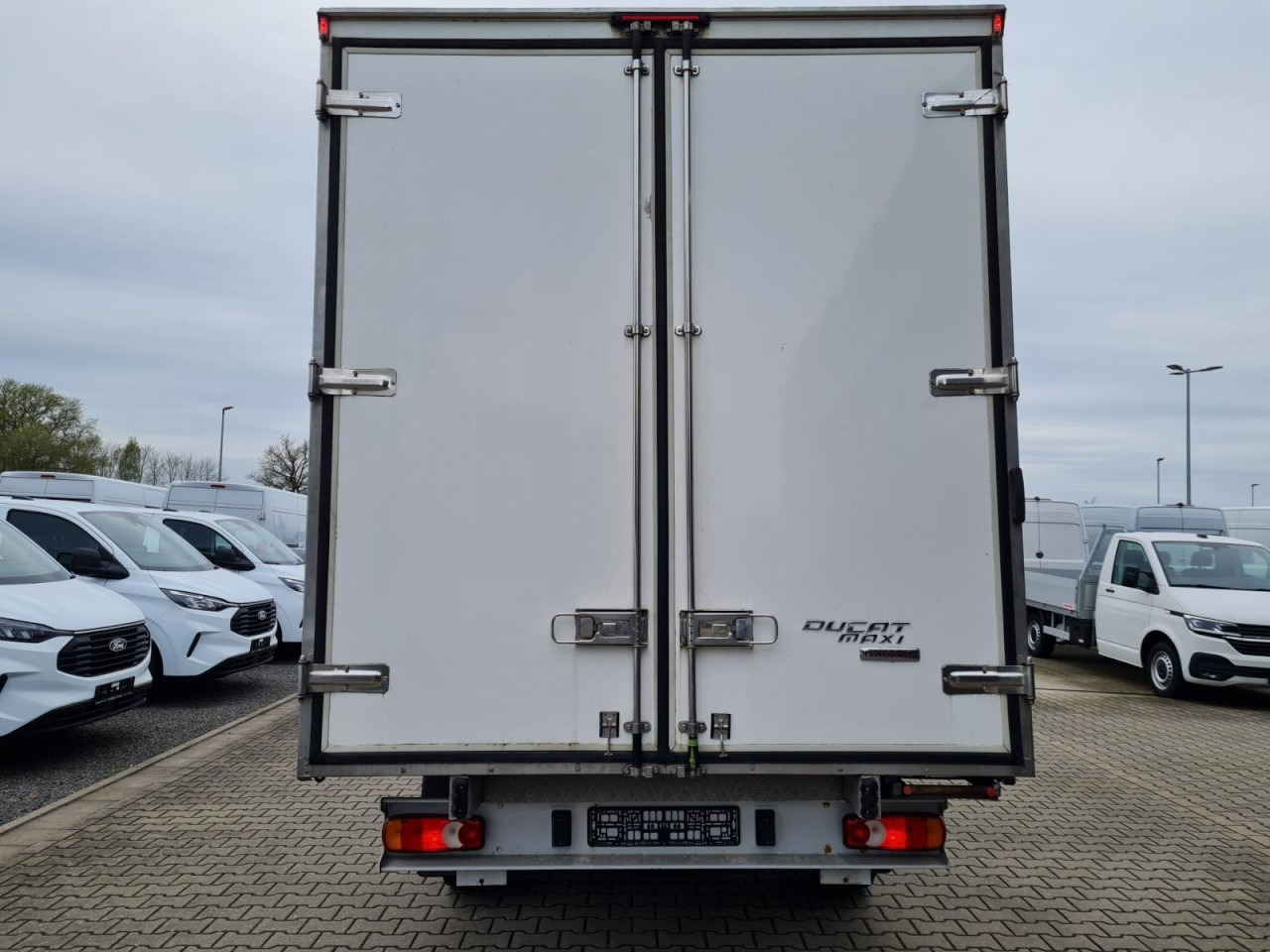 Fiat Ducato 35 Koffer 150 maxi Multijet Klima - Closed box van: picture 5 Fiat Ducato 35 Koffer 150 maxi Multijet Klima - Closed box van: picture 5