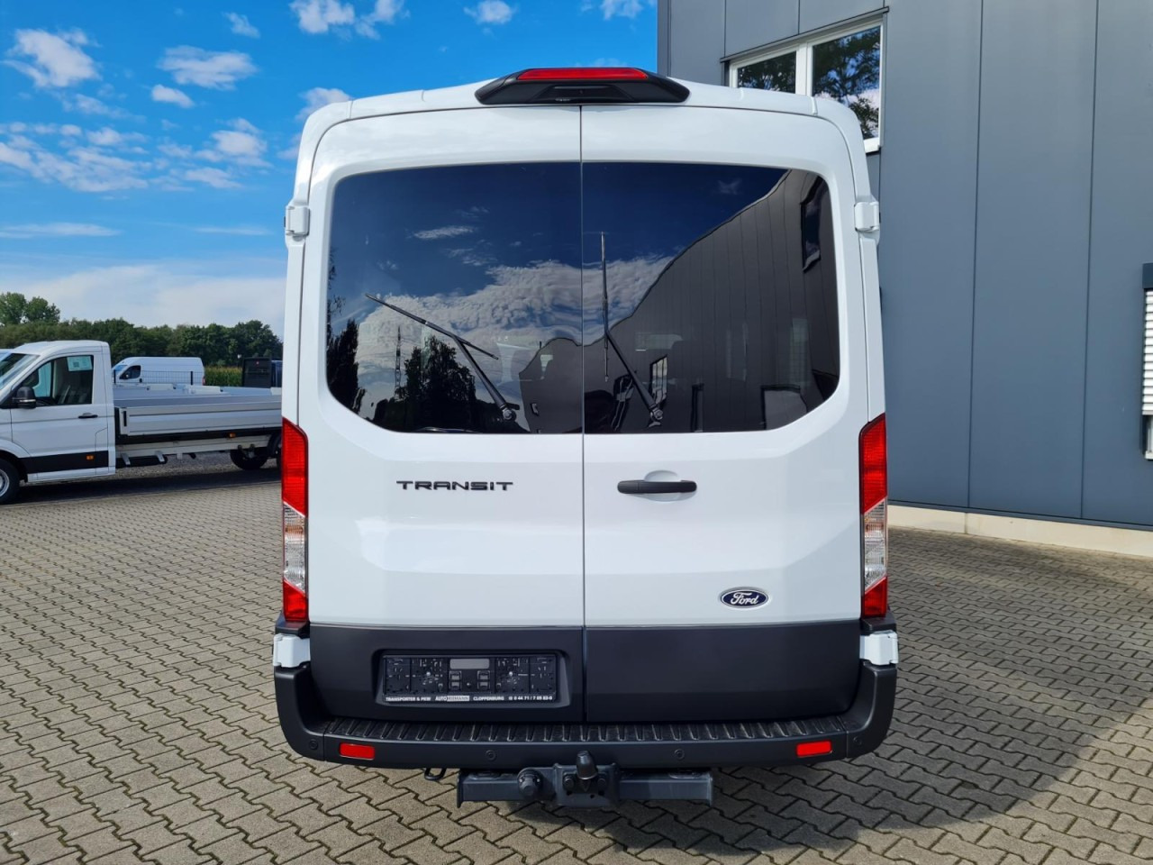 Ford Transit 350 Kombi TDCi L3 AG Trend 9 Sitze AHK KAMERA - Minibus, People carrier: picture 5 Ford Transit 350 Kombi TDCi L3 AG Trend 9 Sitze AHK KAMERA - Minibus, People carrier: picture 5