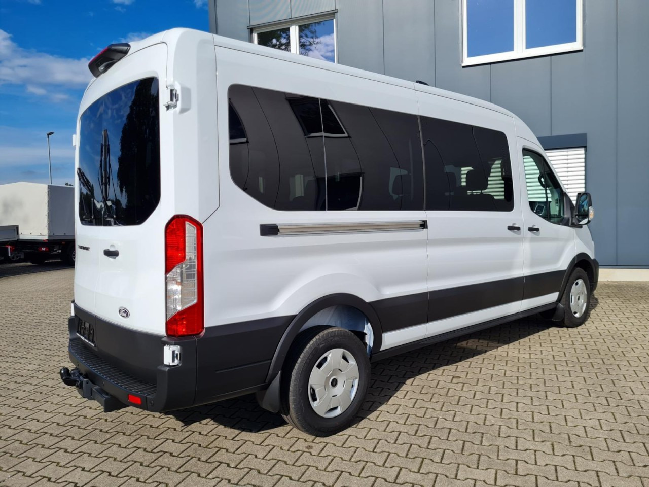 Ford Transit 350 Kombi TDCi L3 Trend 9 Sitzer AUTOMATIK - Crew cab van: picture 4 Ford Transit 350 Kombi TDCi L3 Trend 9 Sitzer AUTOMATIK - Crew cab van: picture 4