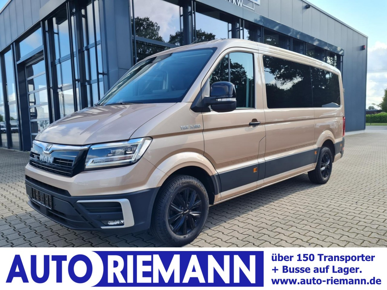 MAN TGE 3.180 TDi Kombi 9 Sitze ALU KAMERA LED LEDER Sonderumbau - Minibus, People carrier: picture 1 MAN TGE 3.180 TDi Kombi 9 Sitze ALU KAMERA LED LEDER Sonderumbau - Minibus, People carrier: picture 1