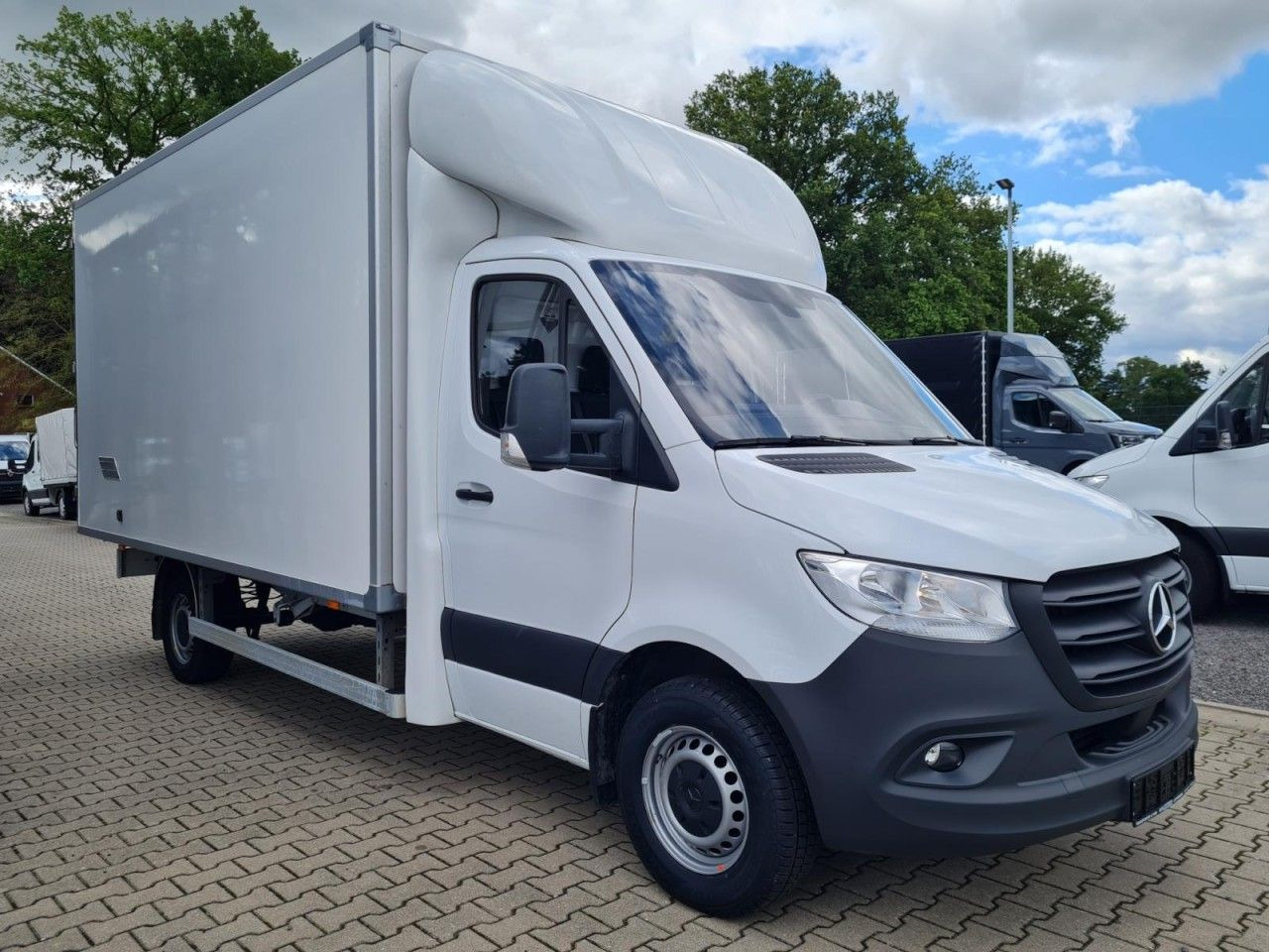 Mercedes-Benz Sprinter 315 CDI Koffer RWD KLIMA TEMPOMAT RWD - Closed box van: picture 3 Mercedes-Benz Sprinter 315 CDI Koffer RWD KLIMA TEMPOMAT RWD - Closed box van: picture 3