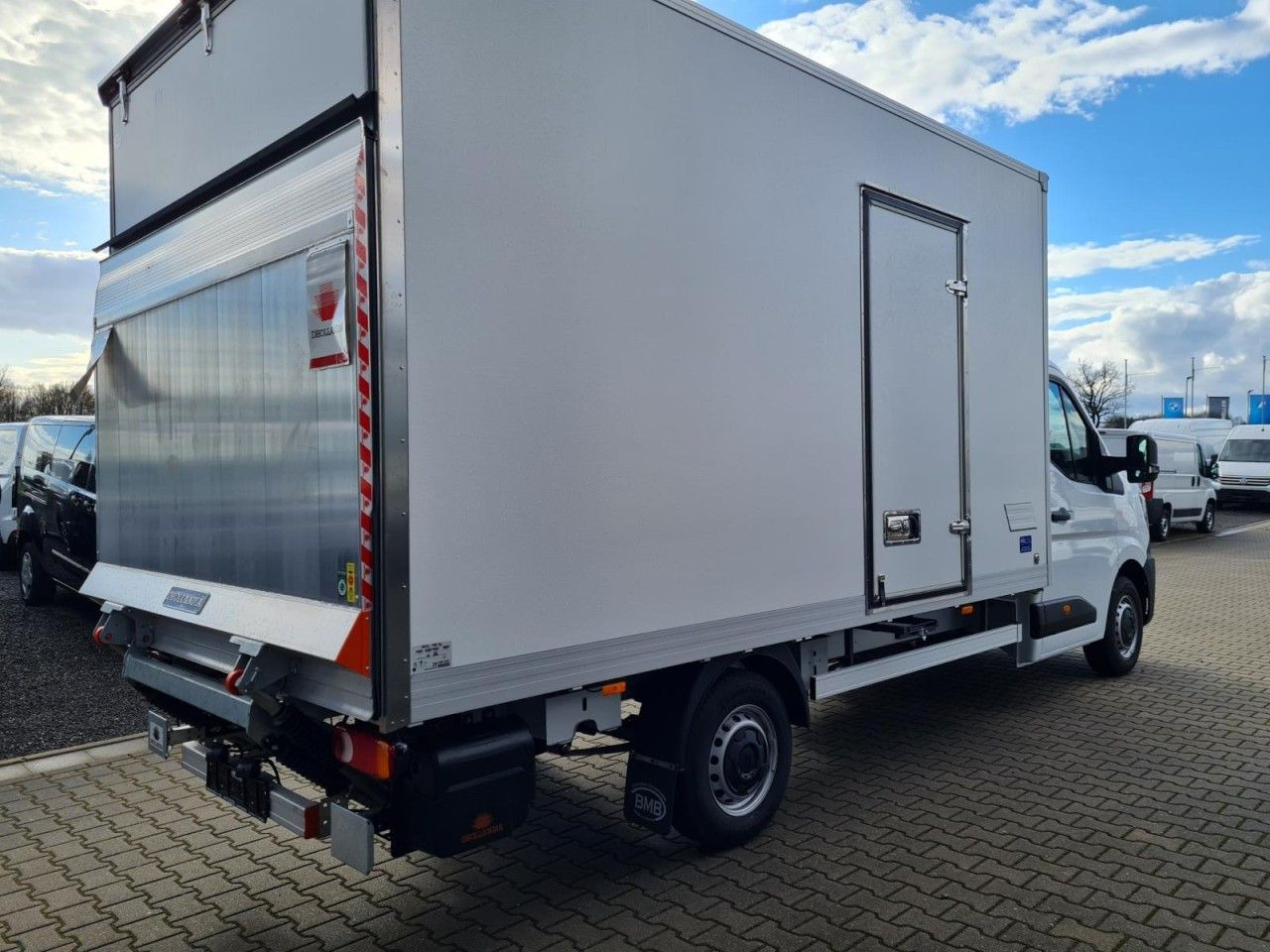 Renault Master 35 New Möbel Koffer LBW KAMERA LUFTFEDERU - Closed box van: picture 4 Renault Master 35 New Möbel Koffer LBW KAMERA LUFTFEDERU - Closed box van: picture 4