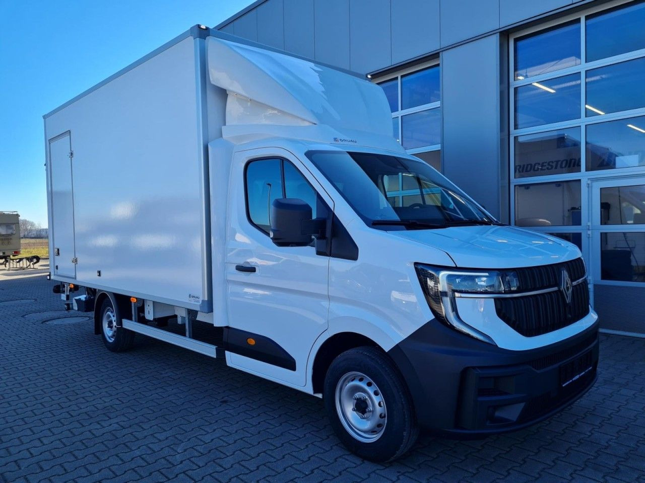 Renault Master 35 New Möbel Koffer LBW KLIMA TEMPOMAT - Closed box van: picture 3 Renault Master 35 New Möbel Koffer LBW KLIMA TEMPOMAT - Closed box van: picture 3