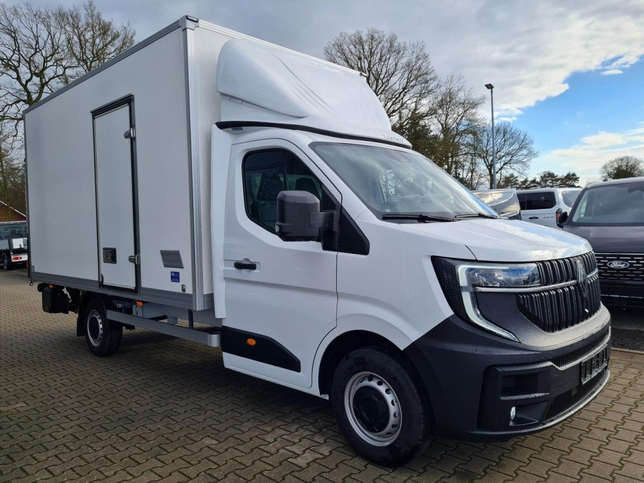 Renault Master 35 New Möbel Koffer LBW LUFTFEDERUNG KAME - Closed box van: picture 3 Renault Master 35 New Möbel Koffer LBW LUFTFEDERUNG KAME - Closed box van: picture 3