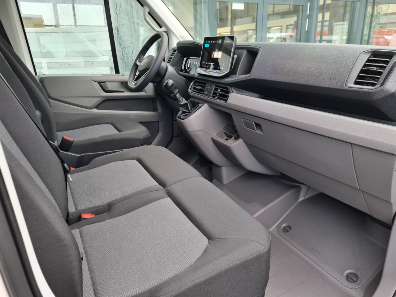 Open body delivery van, Crew cab van Volkswagen Crafter 35 Doka TDI Pritsche L3 AHK Klima: picture 14 Open body delivery van, Crew cab van Volkswagen Crafter 35 Doka TDI Pritsche L3 AHK Klima: picture 14