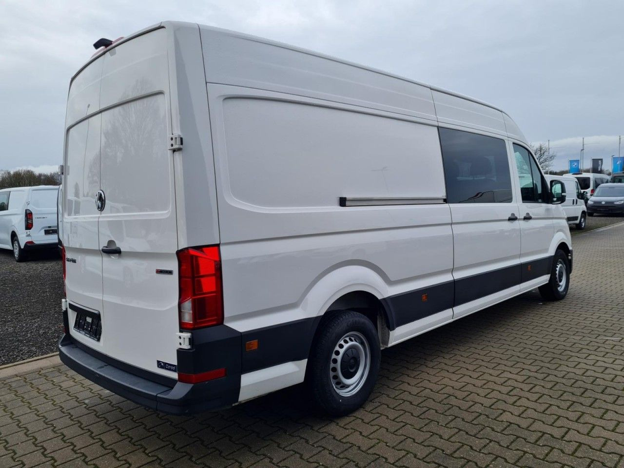 Volkswagen Crafter 35 Kasten 4MOTION L4H3 Plus Doka 7-Sitze - Panel van, Crew cab van: picture 4 Volkswagen Crafter 35 Kasten 4MOTION L4H3 Plus Doka 7-Sitze - Panel van, Crew cab van: picture 4
