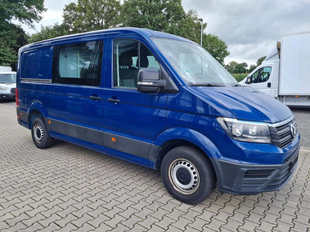 Volkswagen Crafter 35 Kasten Plus Doka mixto NAVI AHK 6 Sit - Panel van, Crew cab van: picture 3 Volkswagen Crafter 35 Kasten Plus Doka mixto NAVI AHK 6 Sit - Panel van, Crew cab van: picture 3
