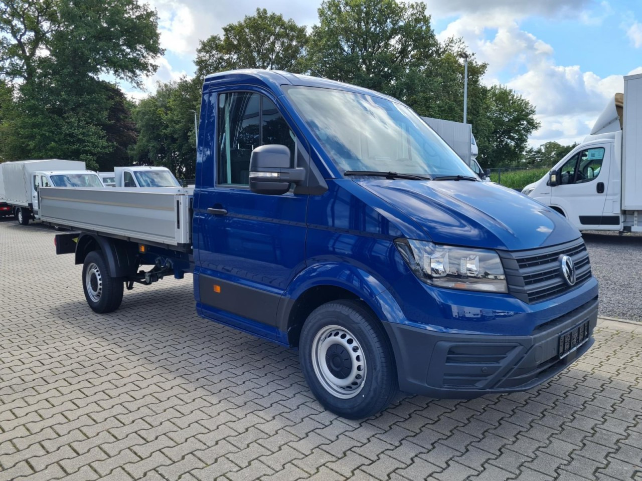 Volkswagen Crafter 35 Pritsche MR L3 KLIMA NAVI/APP TEMPOMAT - Open body delivery van: picture 3 Volkswagen Crafter 35 Pritsche MR L3 KLIMA NAVI/APP TEMPOMAT - Open body delivery van: picture 3