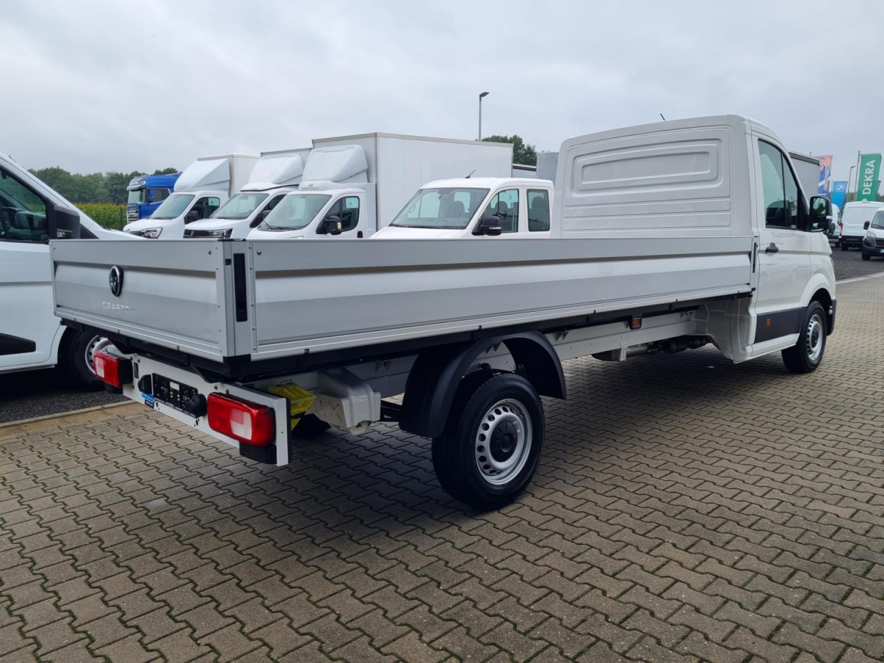 Volkswagen Crafter 35 Pritsche TDI Pritsche L4 KLIMA TEMPOMAT - Open body delivery van: picture 4 Volkswagen Crafter 35 Pritsche TDI Pritsche L4 KLIMA TEMPOMAT - Open body delivery van: picture 4