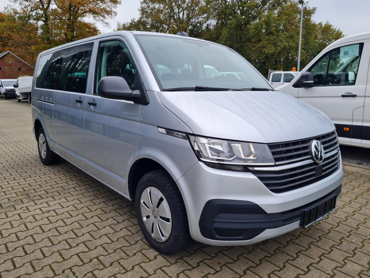 Volkswagen T6.1 Caravelle TDI lang 9 Sitzer 2 Schiebetüren Trendl. - Minibus, People carrier: picture 3 Volkswagen T6.1 Caravelle TDI lang 9 Sitzer 2 Schiebetüren Trendl. - Minibus, People carrier: picture 3
