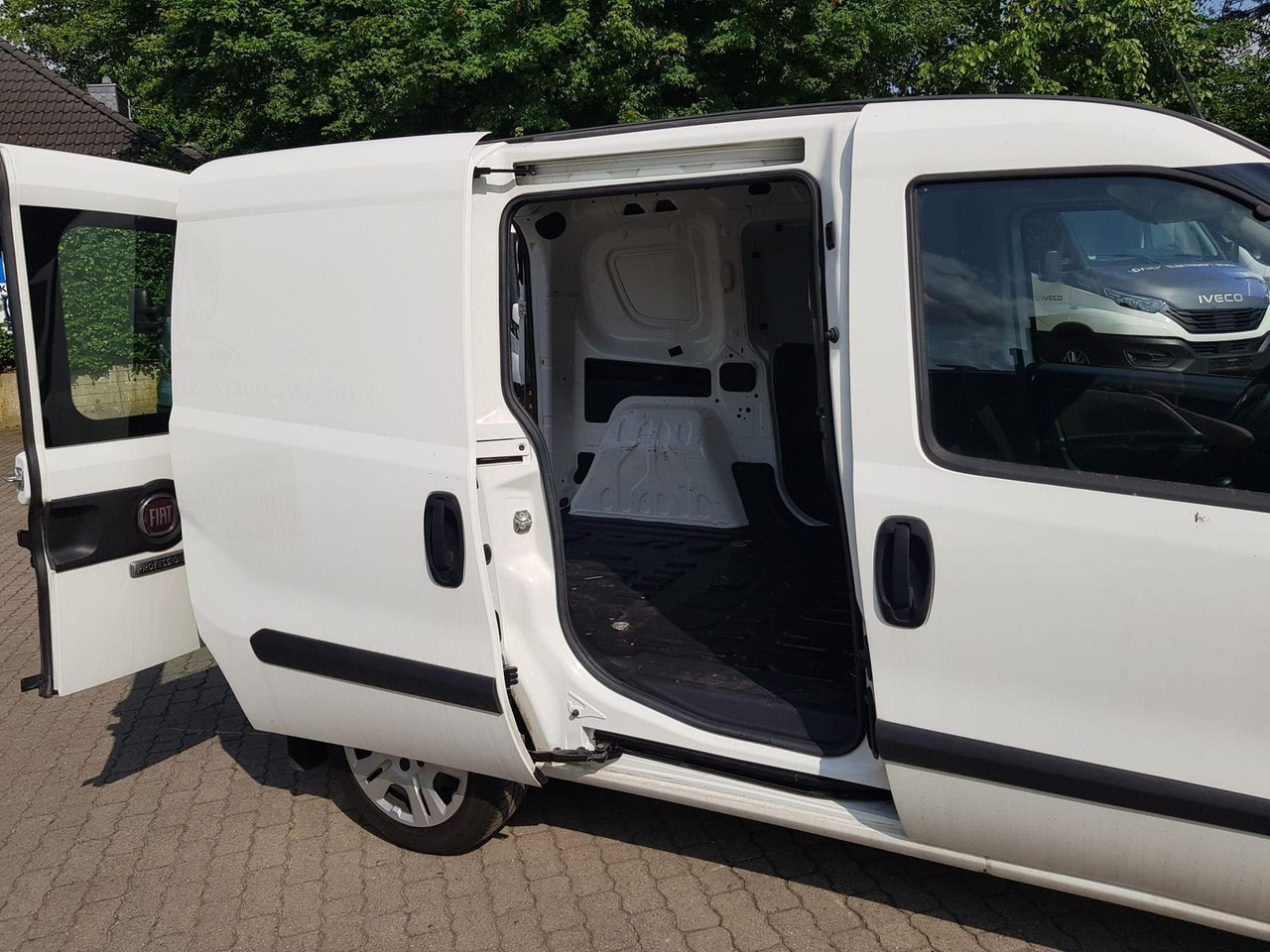 Leasing of  Fiat Doblo Kastenwagen SX 1.3 Klima, Radio mit Nav... Fiat Doblo Kastenwagen SX 1.3 Klima, Radio mit Nav...: picture 8