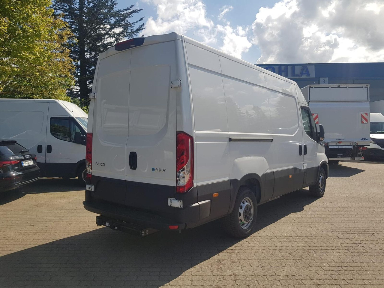 Iveco 38S14EV 3520L *KAMERA*AHK*KLIMA* - Panel van, Electric van: picture 5 Iveco 38S14EV 3520L *KAMERA*AHK*KLIMA* - Panel van, Electric van: picture 5