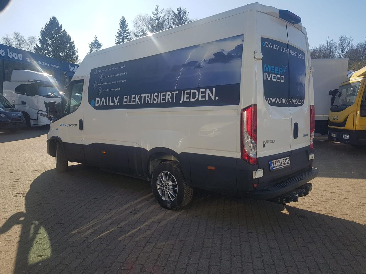 Iveco Daily 38S14E V Rückfahrkamera, AHK mit 3,5t, ... - Panel van, Electric van: picture 4 Iveco Daily 38S14E V Rückfahrkamera, AHK mit 3,5t, ... - Panel van, Electric van: picture 4
