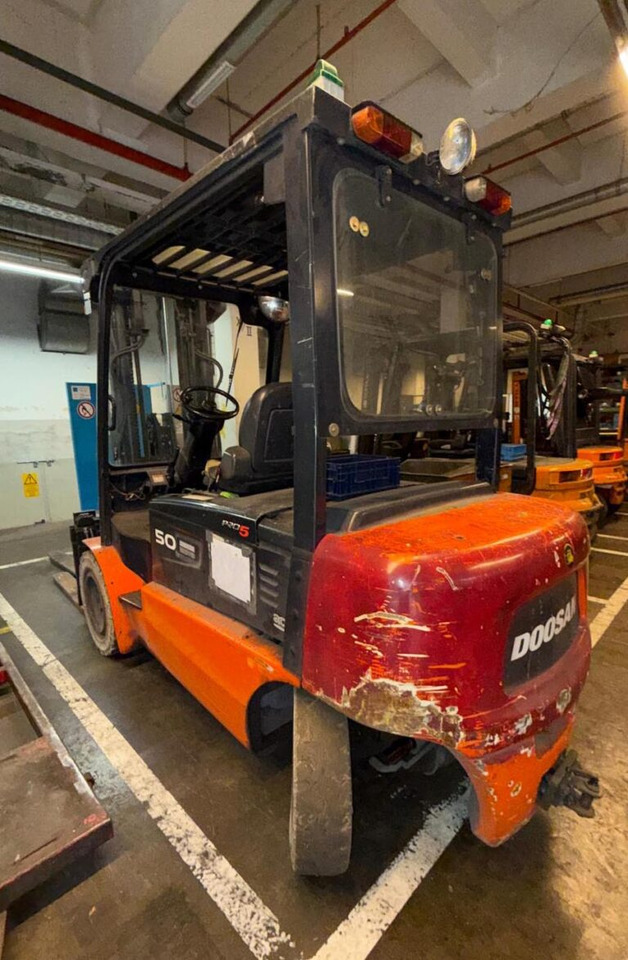 Doosan B50X-5 – Electric forklift / Elektro-Stapler - Electric forklift: picture 1 Doosan B50X-5 – Electric forklift / Elektro-Stapler - Electric forklift: picture 1
