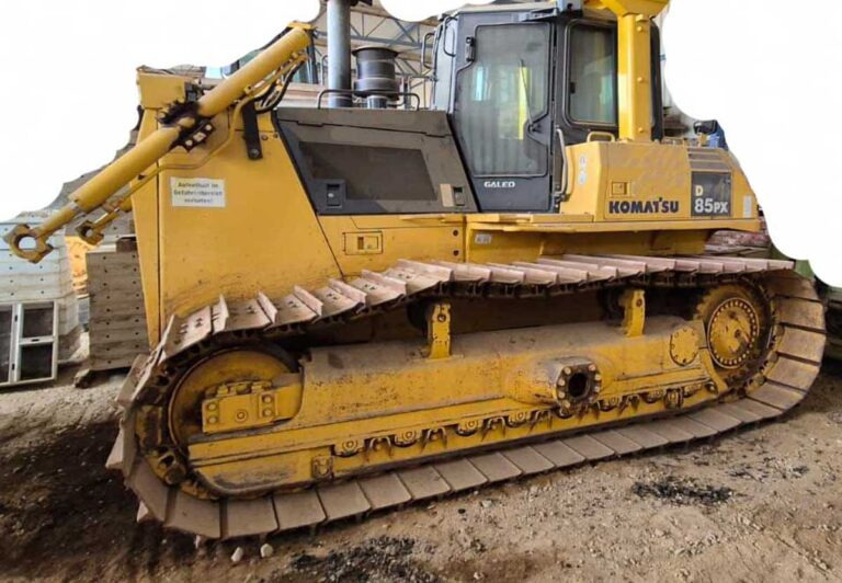 Komatsu D85PX-15EO – Bulldozer / Planierraupe - Bulldozer: picture 1 Komatsu D85PX-15EO – Bulldozer / Planierraupe - Bulldozer: picture 1