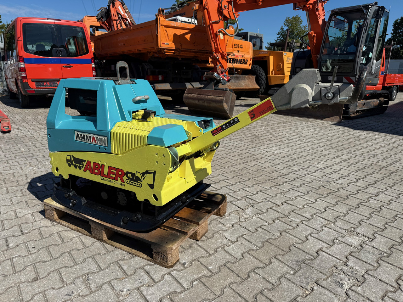 Ammann AVH 100-20 Rüttelplatte E-Start - Plate compactor: picture 5 Ammann AVH 100-20 Rüttelplatte E-Start - Plate compactor: picture 5
