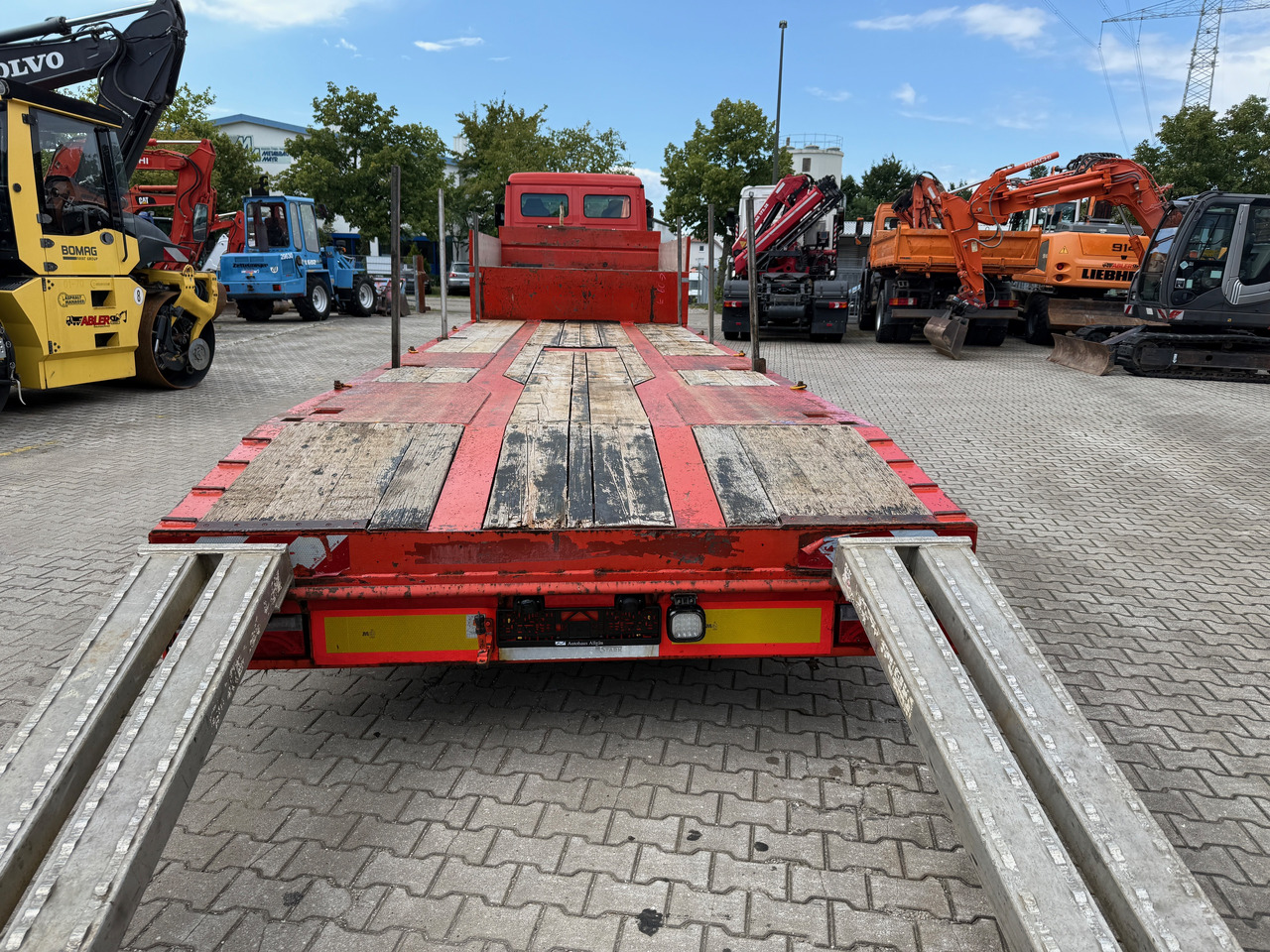 Schwarzmüller F-Serie Tieflader Nachlaufgelenkt ZS TOP - Low loader semi-trailer: picture 5 Schwarzmüller F-Serie Tieflader Nachlaufgelenkt ZS TOP - Low loader semi-trailer: picture 5