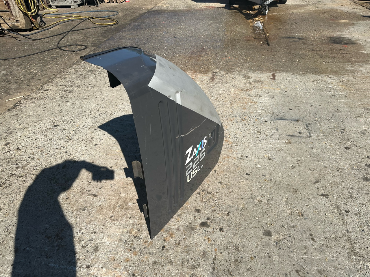 Seitendeckel Hitachi Zaxis 225 USL C - Body and exterior for Crawler excavator: picture 2 Seitendeckel Hitachi Zaxis 225 USL C - Body and exterior for Crawler excavator: picture 2