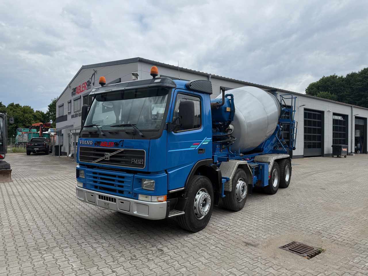 Volvo FM 12 420 WECHSELSYSTEM Betonmischer + Kipper AHK Klima - Concrete mixer truck: picture 5 Volvo FM 12 420 WECHSELSYSTEM Betonmischer + Kipper AHK Klima - Concrete mixer truck: picture 5