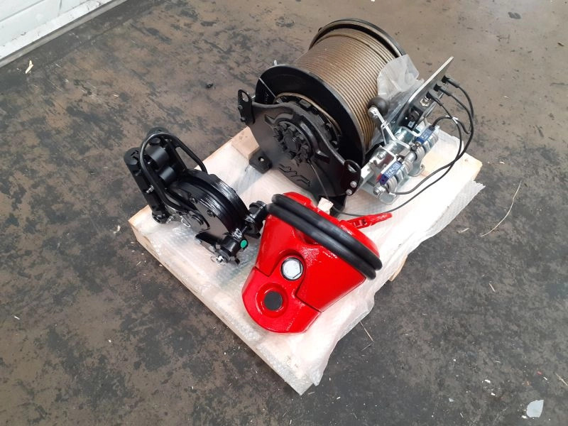 Cabrestante de elevación Brevini WHL025 - Winch: picture 1 Cabrestante de elevación Brevini WHL025 - Winch: picture 1