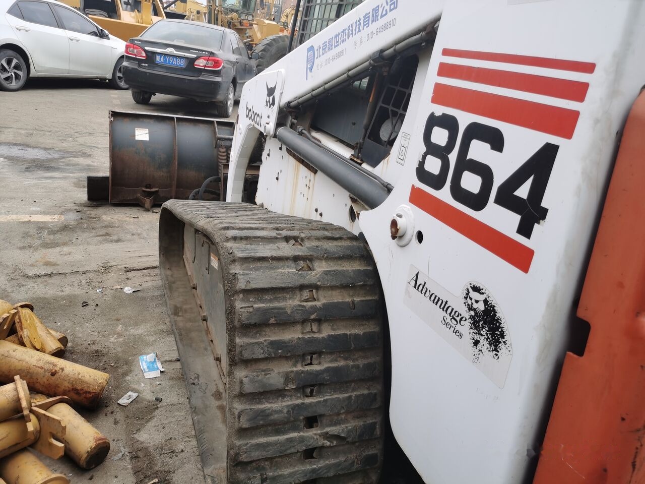 Bobcat 864 - Compact track loader: picture 2 Bobcat 864 - Compact track loader: picture 2