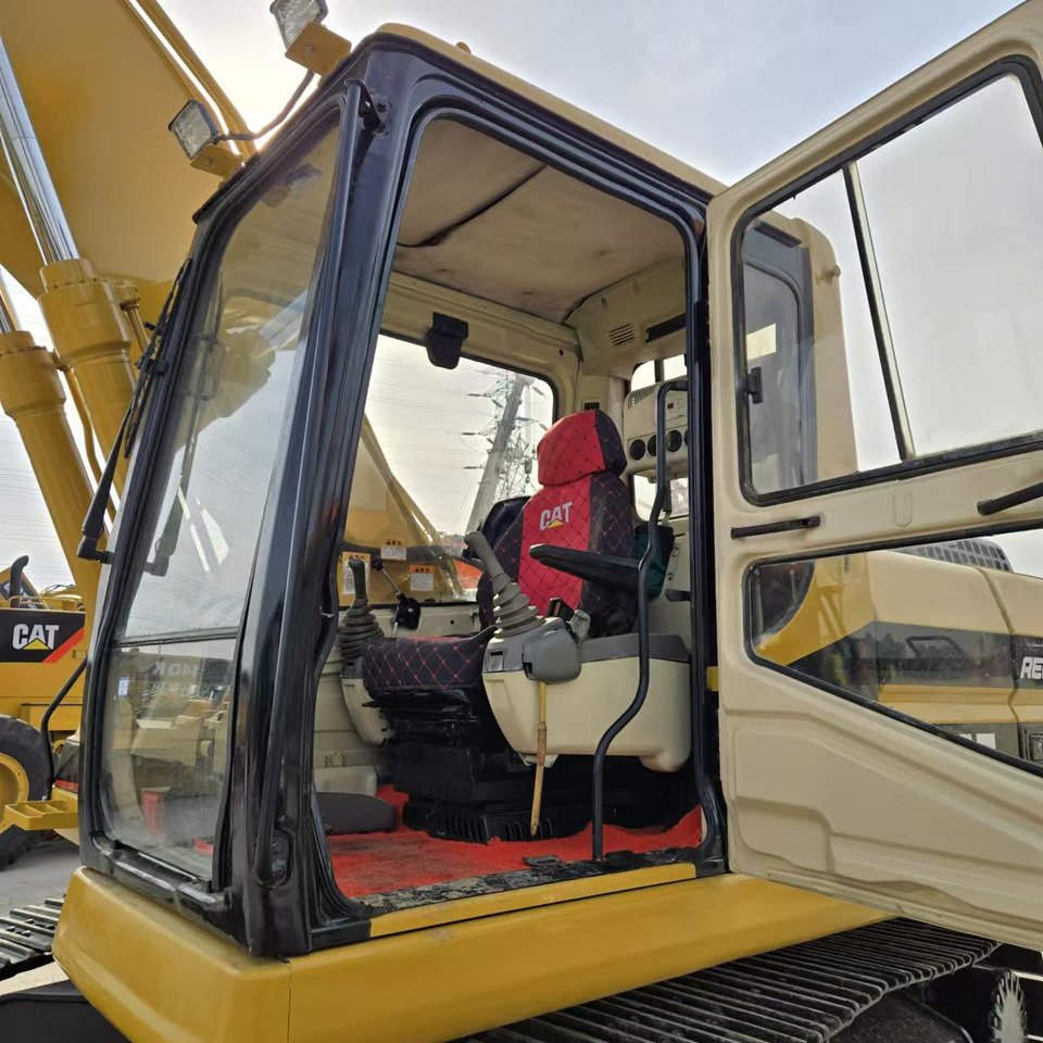 Excavator CATERPILLAR 320BL: picture 12 Excavator CATERPILLAR 320BL: picture 12